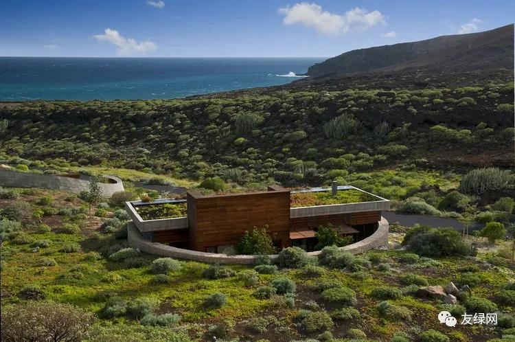 北方建筑如何利用风能,风力发电下面能够有建筑吗