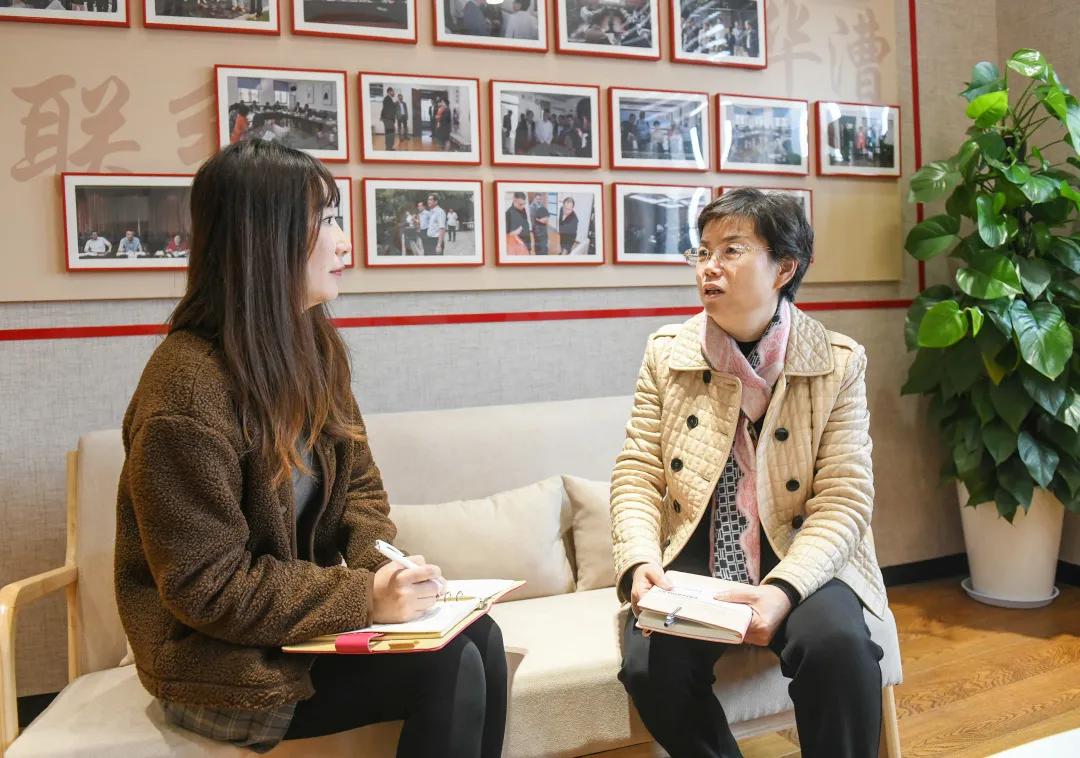 市人大代表吉玉萍：让“就医难”和“出行难”不再困扰华漕人