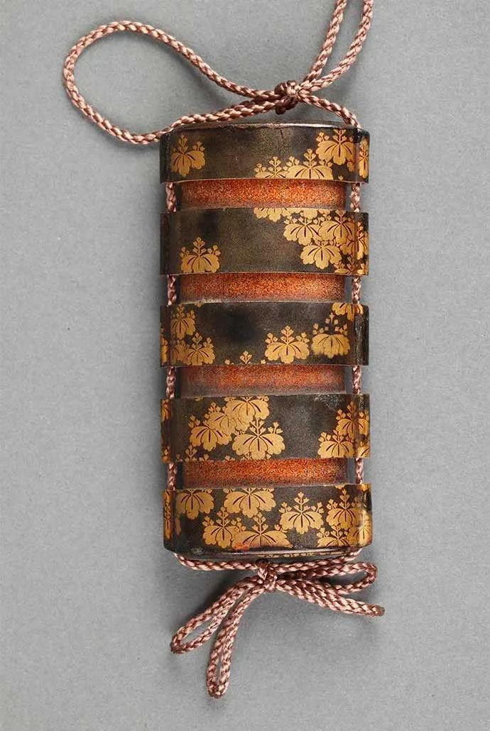 YSL的灵感缪斯居然是这件来自日本的炫富神器？