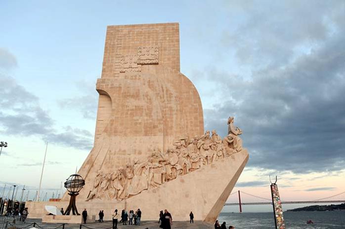 黑胡椒白胡椒绿胡椒红胡椒的味道,白胡椒和黑胡椒胡椒碱含量