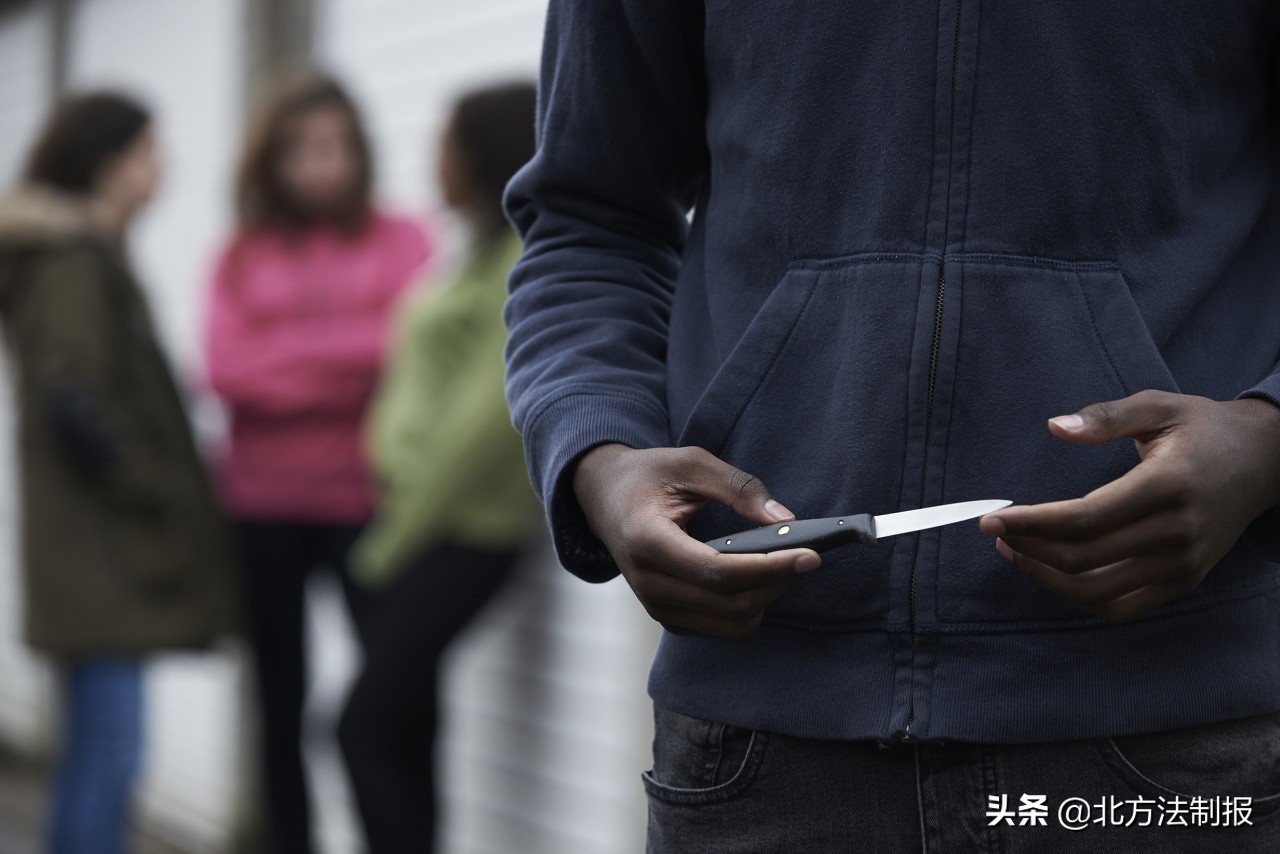 妻子与健身教练有不正当关系，浙江男子一怒之下