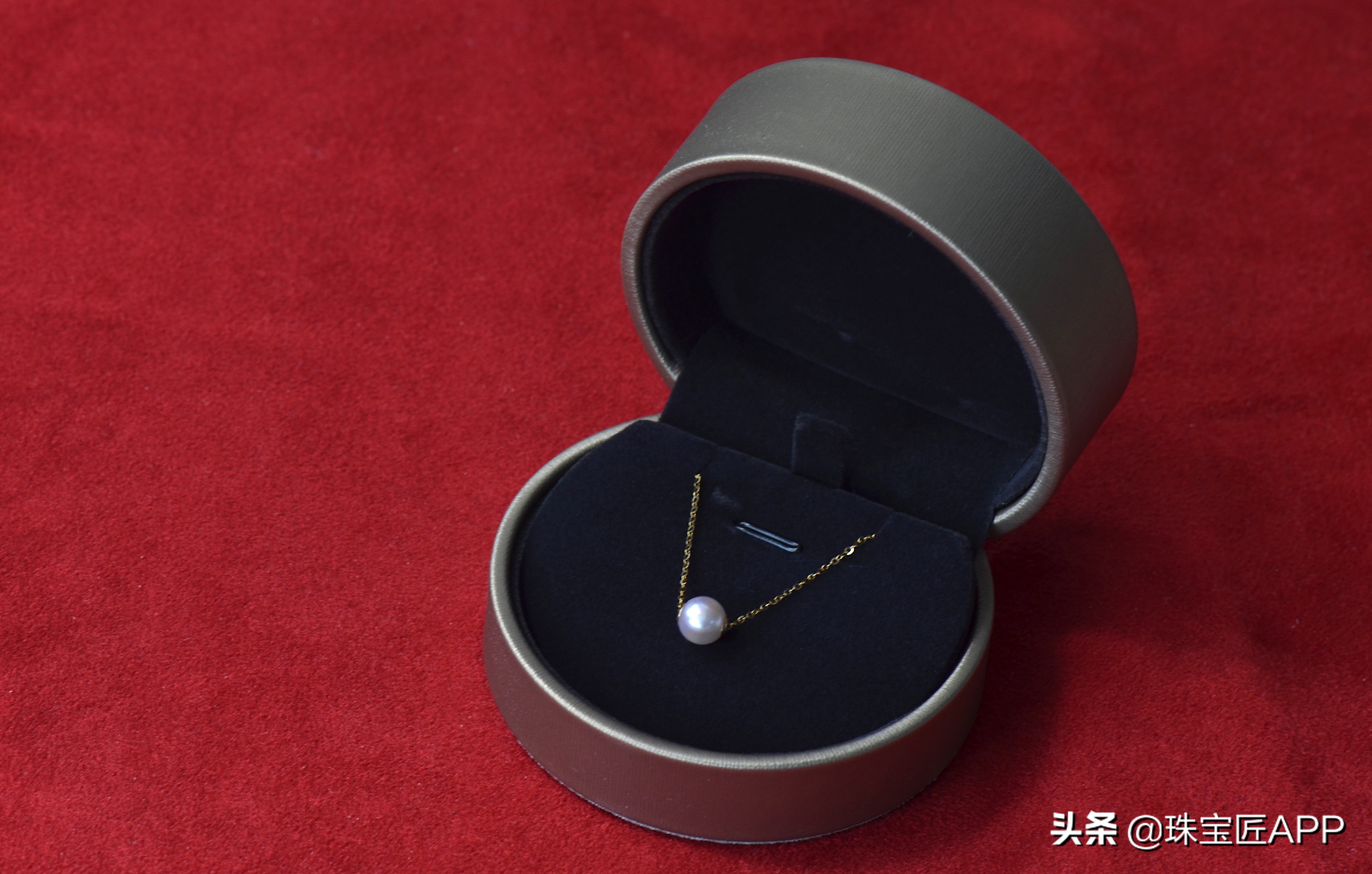 合适日常佩戴硬度高的宝石,哪些宝石容易磨损却不易断裂